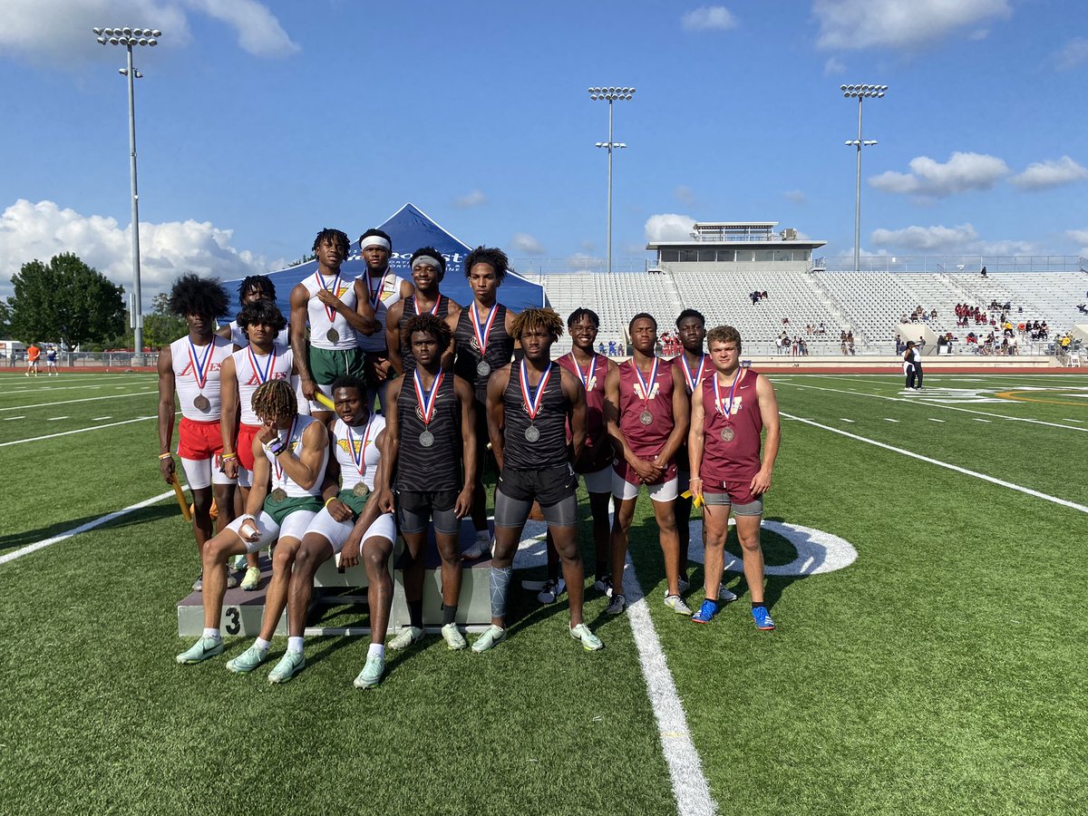 Congratulations to the 4x100 Relay Jeff Oke, Logan Johnson, Kellen Morgan, Jeff Darden on qualifying for the 6A Regional Track meet! <a href="/CyWood_Boosters/">Cy Woods Athletic Booster Club</a> <a href="/CW_Athletics/">Cy Woods Athletics 212</a>