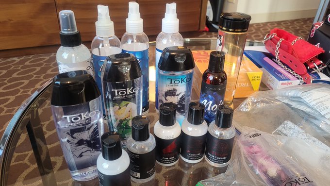 Why do I have so much lube? Q lot better get used at my sex party tonight! https://t.co/px8QXdN9vA