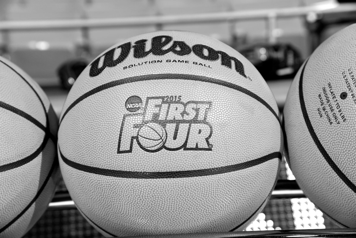 echodragon77's tweet photo. RT DaytonHoopla: #FlashbackFriday https://t.co/8iM9T8KC15