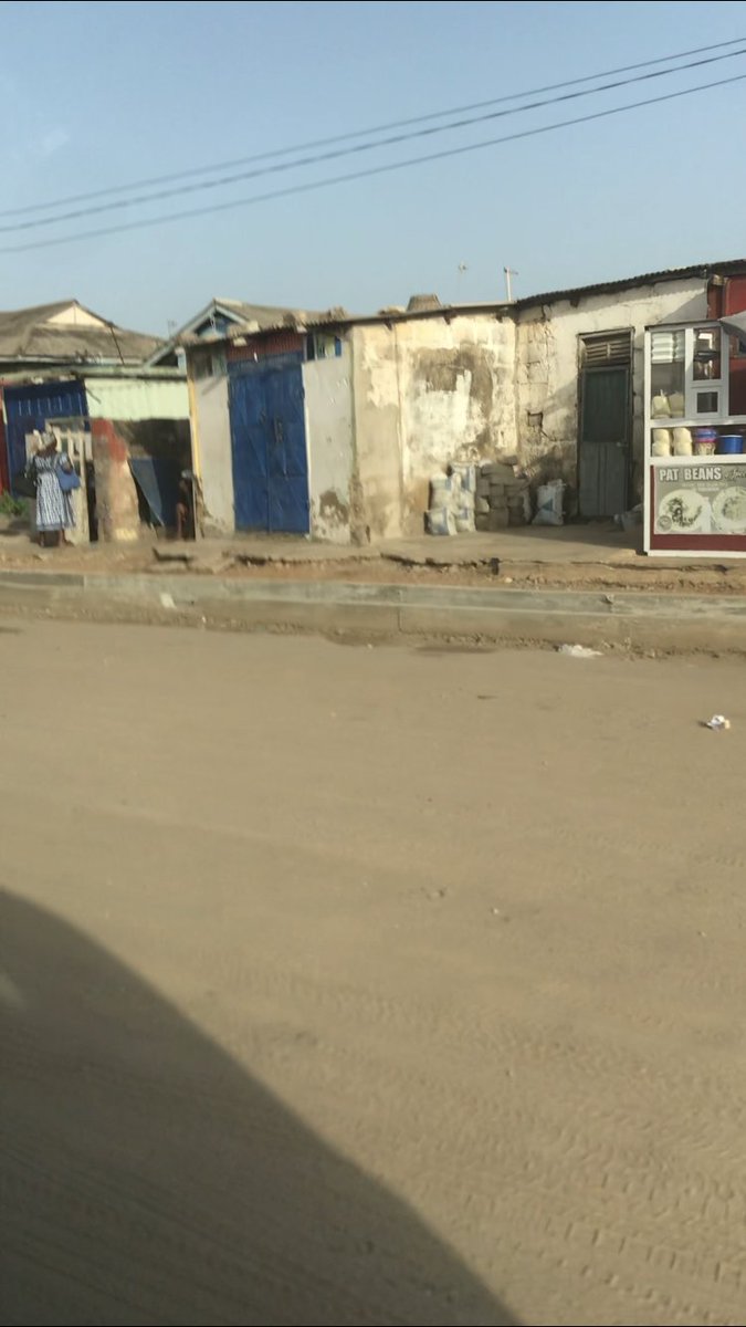 AwaziAnge's tweet photo. RESIDENTS OF TESHIE-LASCALA UNHAPPY 
Residents of teshie lascala lament as they are left to perch with other neighbors at night due to the demolishment  of their buildings for the teshie road project.
@TDzineku 
@kodwoboateng 
@nmediacourse https://t.co/XA2gJydKjR
