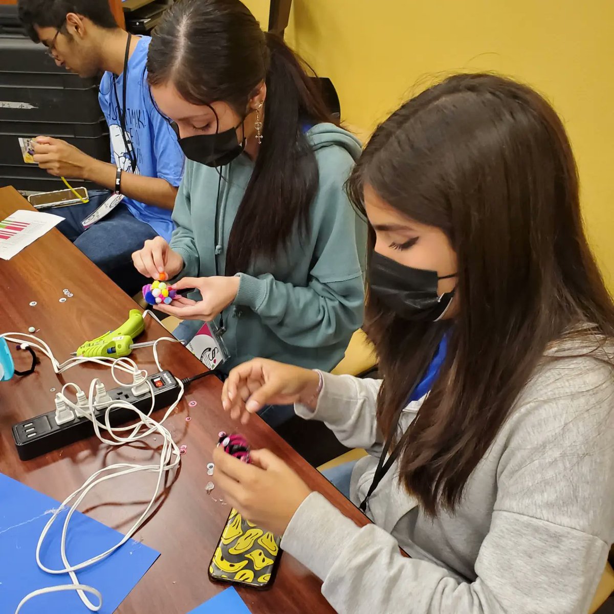 tstembpa's tweet photo. Our BPA members enjoyed the hands on learning held today at the Region One Student by Student Technology &amp; Leadership Conference 🎉🎉🎉 @PSJACTE https://t.co/VRnDqmJ1BO