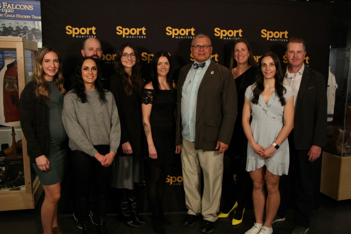 SportManitoba's tweet photo. What a night!

This year, our Night of Champions winners received banners that will hang in our facility to inspire the next generation of athletes, coaches, and officials. Thanks to @CalmAir and the Canada Games Legacy Fund for their generous support of the evening!

#NoC2023 https://t.co/4ULUTU9Ole