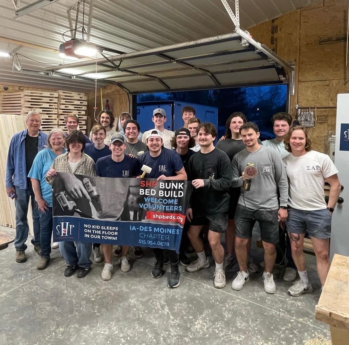 sae1856's tweet photo. What a great week weβve had giving back to our communities π
Thank you to all who participated in a service event this week. Your efforts go unnoticed! #NationalVolunteerMonth #TGDayofService https://t.co/oESTiT8PhQ