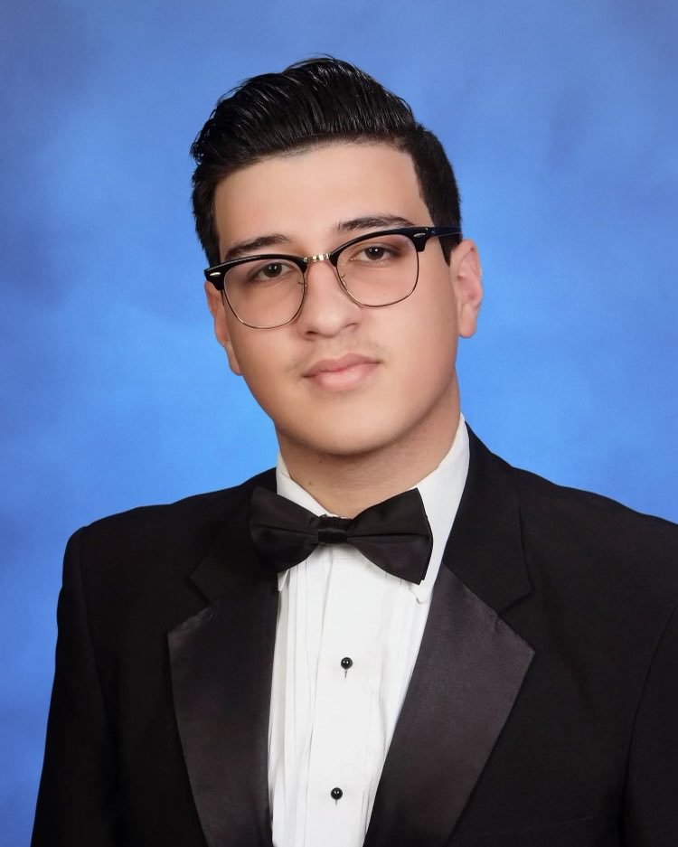 MASTMedical's tweet photo. Congratulations #CO2023 Senior Kevin Toledo on being selected as one of only 600 semi-finalists for the US Presidential Scholarship🎓 #saberscholar #uspresidentialscholars #mdcpsfutureready https://t.co/mz7E7TsJW4