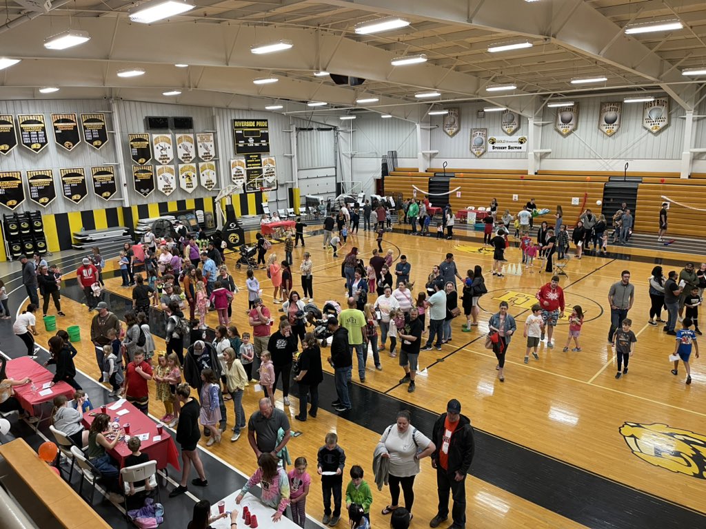 Riverside Schools tweet media