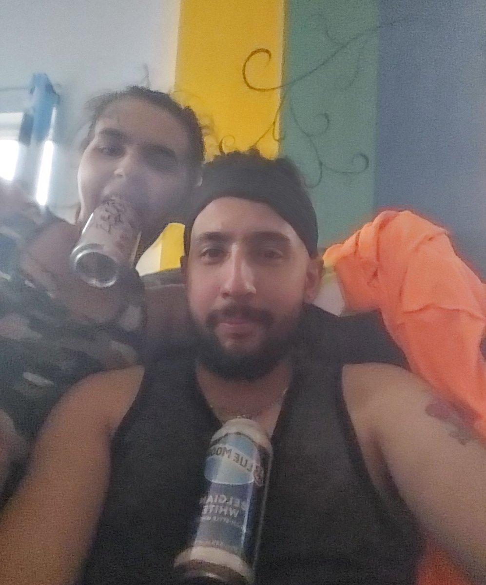nomadshadow420's tweet photo. Vous nous manquer les boys grosse fin de semaine qui senvien 😁 https://t.co/gE2XfCZmKJ