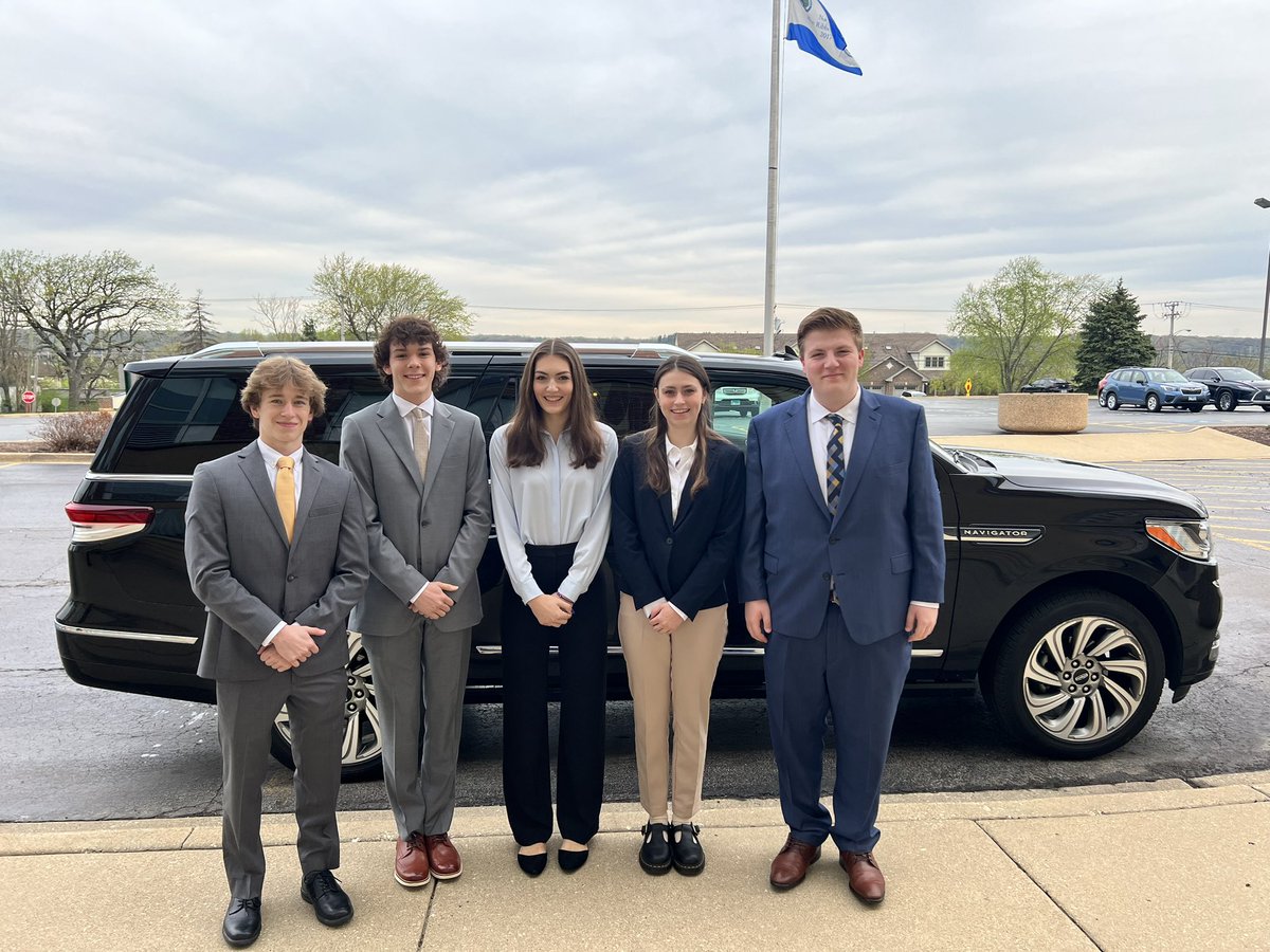 Congratulations to Chicagoland Jr. Achievement’s Company of the Year! Our team’s hard work paid off today. Our club walked away with 3 Officers of the Year &amp; 1 runner up honors, oh and Company of the Year! #WeAreLemont
<a href="/JAChicago/">JA of Chicago</a> <a href="/Clubs_LHS/">Lemont Activities</a> <a href="/LHS210principal/">Eric Michaelsen</a> 
<a href="/LHS_Publishing/">LUNO & Lemont It</a>