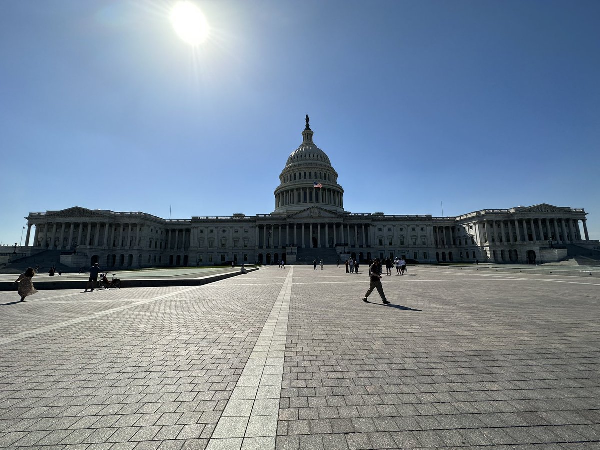 anna_trades's tweet photo. $MMTLP The sun was shining brightly on the Capitol today. For five full days...we have walked the halls in Congress and have gone to every members office on the House Financial Service Committee and many on the Oversight Committee. Thank you to those that joined me on this journey! You are all just wonderful! My hope is this bright☀️ is a sign that the light is getting brighter on our situation and #COUNTERFEITSHARES in the US financial markets! Over these past 5 days we have had many meetings...some more than once so they cannot claim ignorance on our situation ever again! MMTLP represents all 50 states they must help us! @HouseRepubs @HouseDemocrats