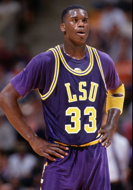 calebodomm's tweet photo. Blessed to have received my first dual sport offer from LSU #GeauxTigers @CoachMcMahon @LSUBasketball https://t.co/WclR0i24vW