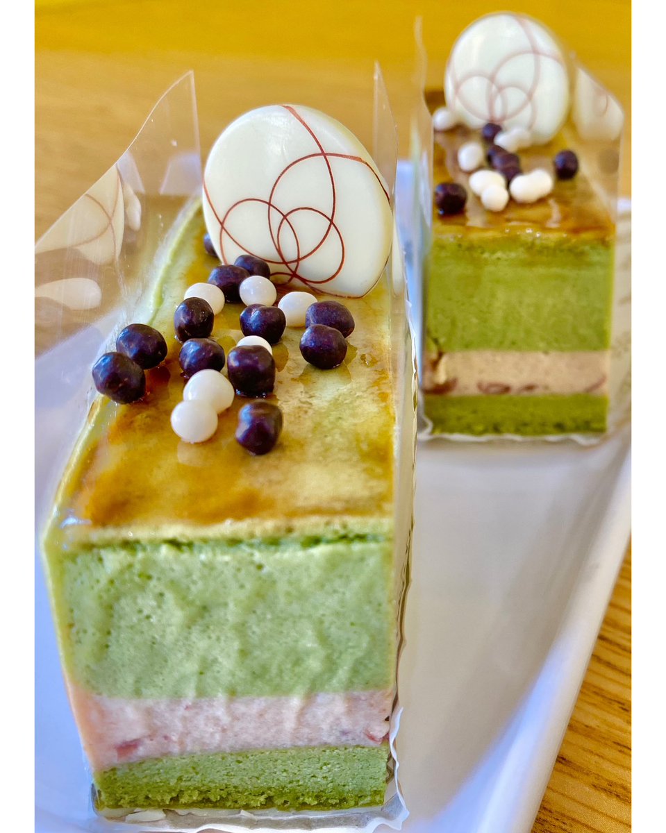 curryexmidoh's tweet photo. This is original homemade green tea cake.
@midoh_japanese_kitchen
#MIDOH
📍#RowlandHights
Hour 🍛 11:30am-9:00pm (Monday close)
・
📍#SawtelleJapantown
Hour 🍛 11:00am - 9:00pm (Monday close)
⇒ @midoh.sawtelle
・ https://t.co/khXDqkuCeV