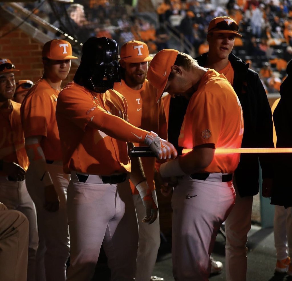 More_Issues's tweet photo. WALK-OFF MERRITT!!!

Tennessee 4, Vanderbilt 3 https://t.co/QENDKyshq3