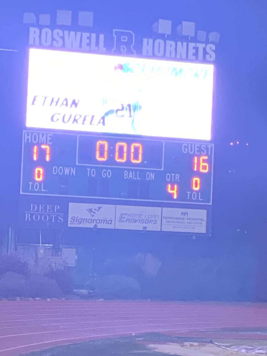 FultonZone5's tweet photo. Congrats to ⁦@RoswellMensLax⁩ on a great win tonight - nail biter til the end! ⁦@latoya_miley⁩ ⁦@RoswellHighSch⁩ ⁦@roswellsports⁩ ⁦@HillPlunkett⁩ #beatBT https://t.co/lyfFTF2KLp