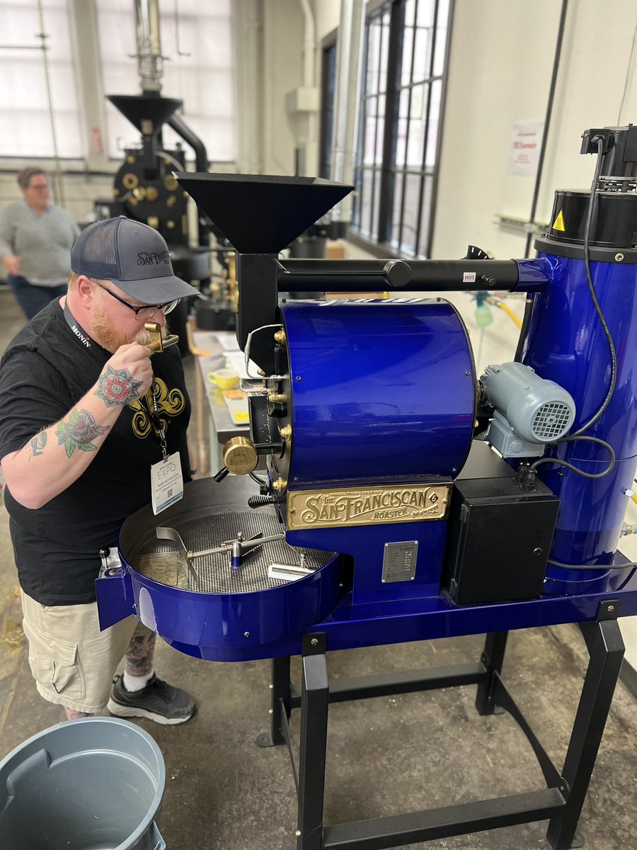 SanFranRoaster's tweet photo. Special thank you to @buckmancoffeefactory for hosting our education events with @markitats1981. We hope to see you tomorrow at booth #253!
#specialtycoffeeexpo2023 #sanfranroaster #SF10 #SF1 #scaexpo2023 #catcloudcoffee #bendroasting #telegraphcoffeeandtap #slayerespresso https://t.co/CdXS4YTDxL