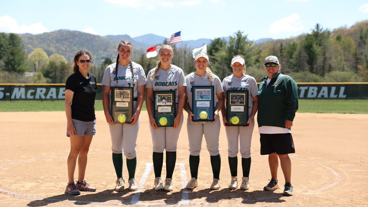 LMCBobcats's tweet photo. .@LMC_Softball earned the doubleheader sweep over Mount Olive on Friday afternoon with Jordyn Scott collecting the game-winning RBI double in the first game and scoring the go-ahead run in the second contest. Read more⬇️

📰➡️https://t.co/5xKuwbuuts

#BEmore | #GoBobcats https://t.co/VSvvWhT4rr