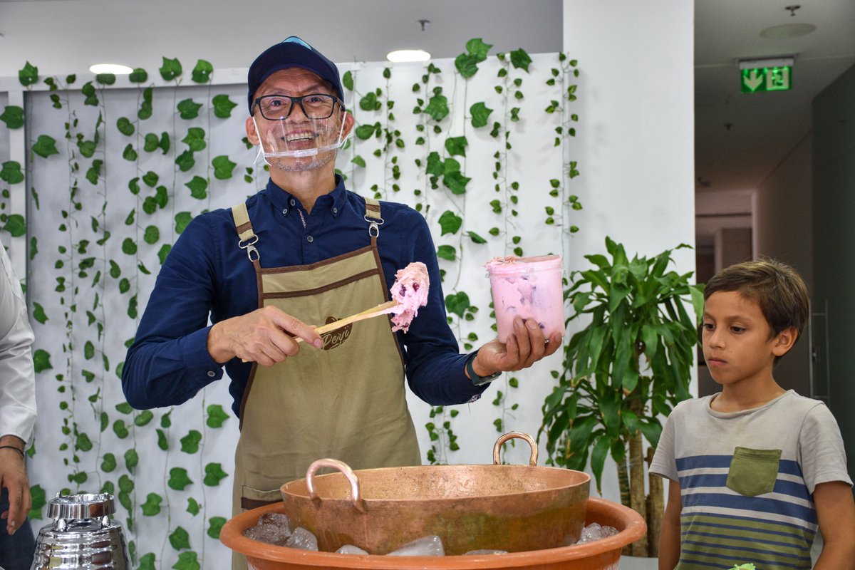 CCCASANARE's tweet photo. Conecta y Crece cocina en vivo.
Así se vivió la tarde de muestras gastronómicas en la que los empresarios nos contaron sobre sus emprendimientos y algunos secretos de sus preparaciones. https://t.co/lgdz9AINlE