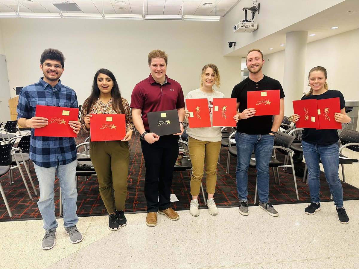 Bindu_chem's tweet photo. Ross Lab Awardee’s at Stella &Hoke S. Greene awards day program. @RossLabUC @UcChem
🎊🎊🎉🎉
#DepartmentAwardDay #RossLab https://t.co/jFa41GbCt5