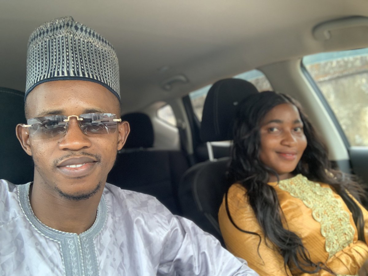 bc_kallo's tweet photo. Madame et moi vous souhaitons bonne fête de ramadan ainsi qu’à votre famille.
Je prie Dieu de nous donner la santé pour faire beaucoup plus de ramadan ensemble dans la quiétude et la paix.
#ramadan2023 #Kibaro #Guinée https://t.co/hTL3oFAeGk