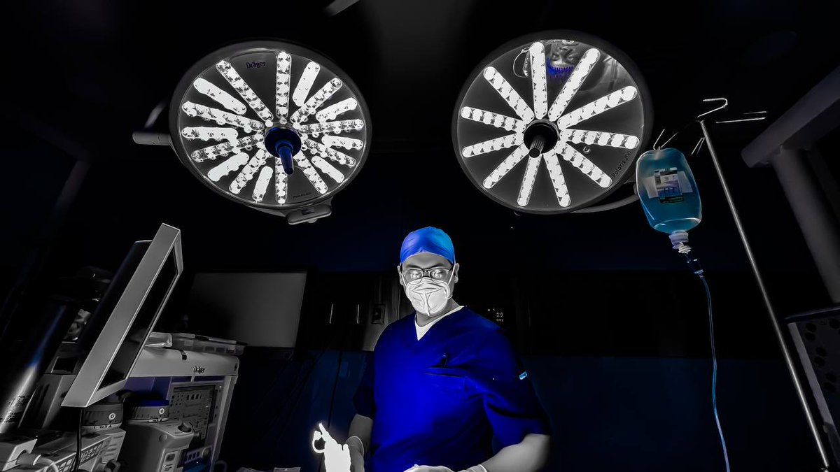 controldeldolor's tweet photo. Lo bonito de #Algología Intervencionista, es pasar primero por Algología, y antes de eso, por #Anestesiología. La formación es super completa, sabemos estar en ambos lados.
Y sí, ya sé, parezco de los @Avengers en la foto (@MarvelStudios), gracias.

@IASPpain
@AMETDMEXICO https://t.co/jaXEIpgu0y