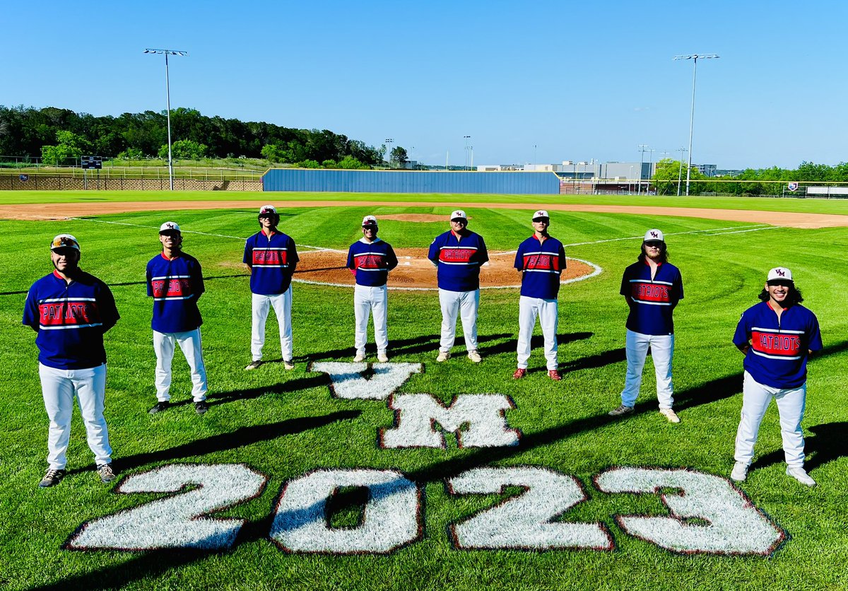 VmhsPatriotBsB's tweet photo. It’s Senior Night Patriot Nation!  Head out to Patriot Baseball Field as we honor this tremendous group of young men! @SAVeteransHS @JISD_ATHLETICS https://t.co/0lCLodxYiV