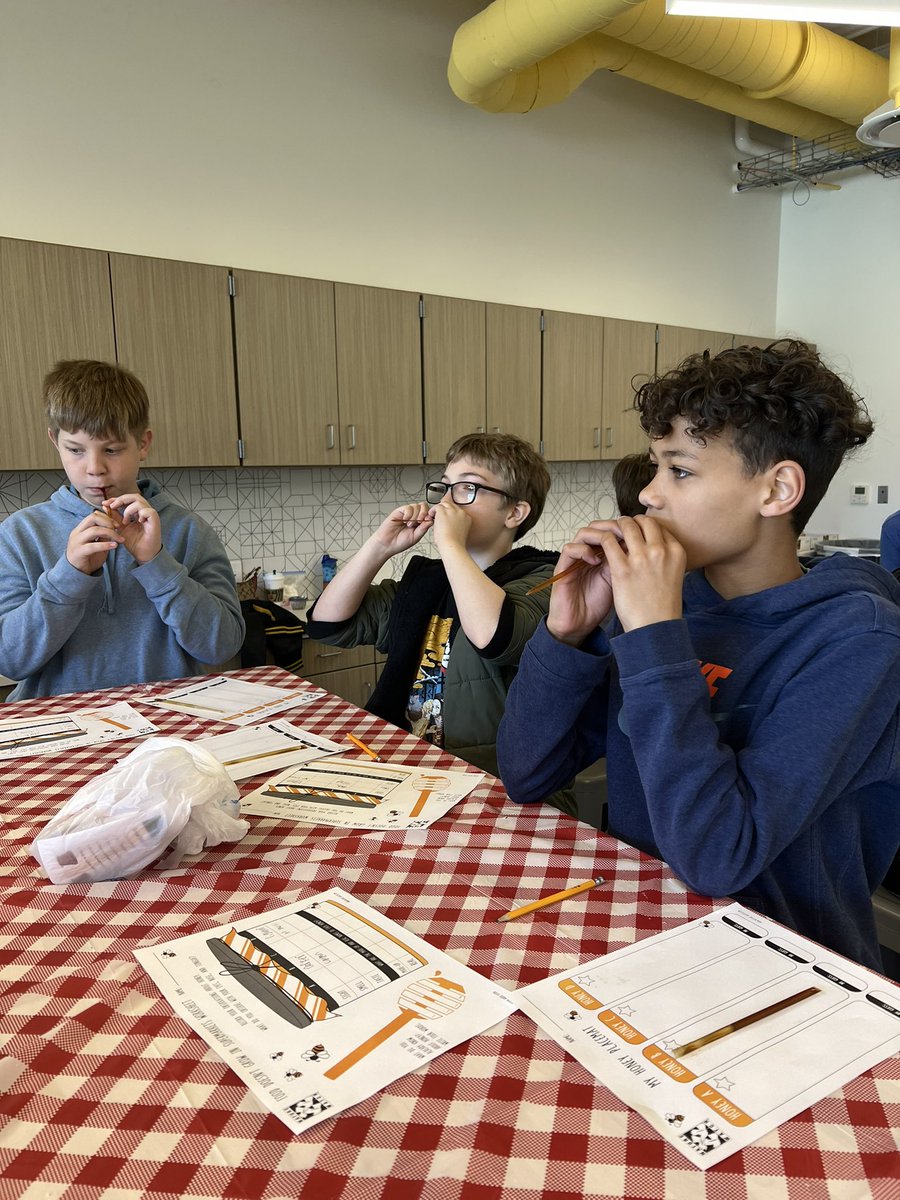 JMitch2022's tweet photo. @campbellsmsd rocked Earth Day!! 6th grade had so much fun! After all the fun, they got to learn about landfills and recycle centers while making art out of recyclable items! 😊🌱🌍 https://t.co/q0lSvgQY05