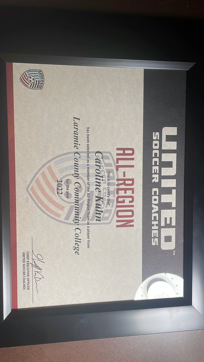 carolinesoccerr's tweet photo. Extremely blessed to have gotten this award! Thanks for everything! @LCCCwSoccer @NJCAA https://t.co/8lpUn2w8dj