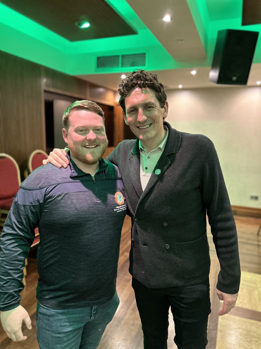 coachworldguide's tweet photo. Great night @Rissclondon listening to Keith Andrews talk so passionately about Irish football #COYBIG 🇮🇪 https://t.co/OsKhxPiJPT