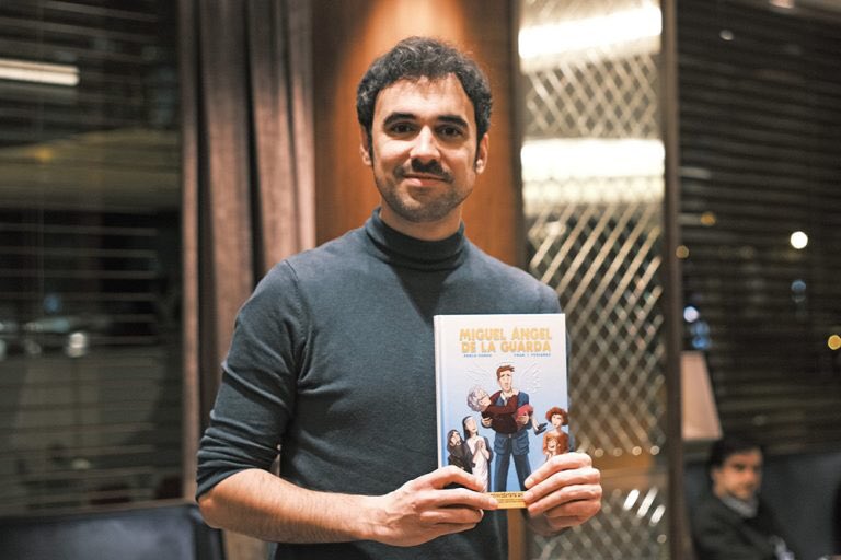 PabloConde's tweet photo. Entrevista en @elresurgirdemad sobre @MiAngelDeGuarda: “Me interesan mucho los antihéroes y la redención”

https://t.co/5X1OjBV7hM https://t.co/iK7xSZuJTY