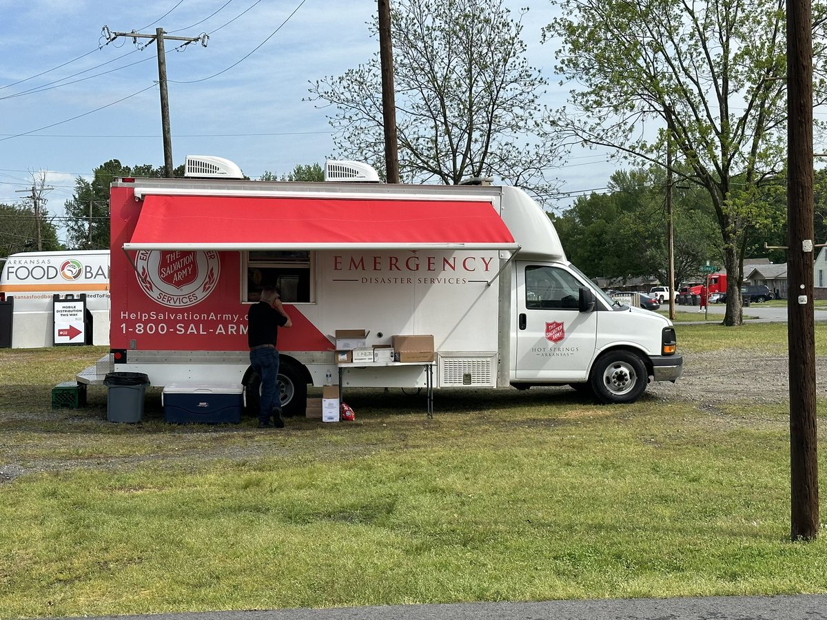 SalArmyCAAC's tweet photo. We are at Mount Pisgah in Jacksonville today serving meals and providing short term assistance for families affected by the tornado. #doingthemostgood #lovebeyondstorms https://t.co/IJlYbN2rm3