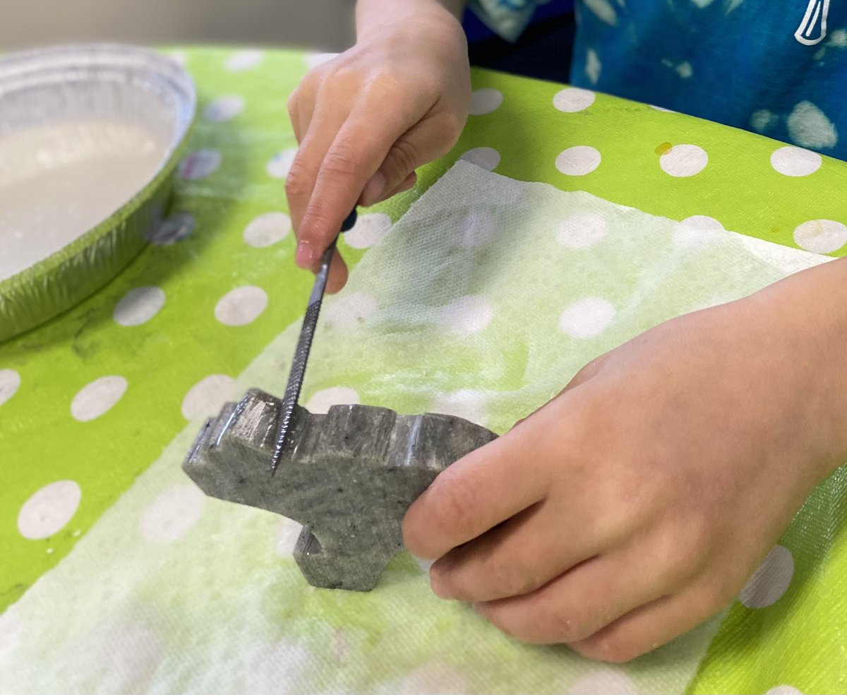 mskatelyndeboer's tweet photo. Thank you so much @TPETca for this incredible Soapstone Art Workshop! I was a lucky winner from their draw at @SWATCA this year. The students had an absolute blast creating their bears and learning new skills! Would highly recommend! @ESMhs4 @HolySpiritRCSD #hs4 https://t.co/FjkXC3F9XH