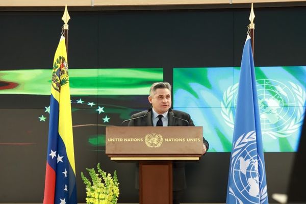 mscnoticias's tweet photo. #21Abr 🆕🌐🇻🇪 | Concierto de la Sinfónica Nacional Infantil de Venezuela en la ONU: Una demostración de la importancia del Sistema en la educación musical y social
https://t.co/VaTLYrVf3W @elsistema #SNIV #ONU #SomosElSistema @ONU_es #Ginebra #MSCNoticias #CMWorld https://t.co/5dSDuTXhQV