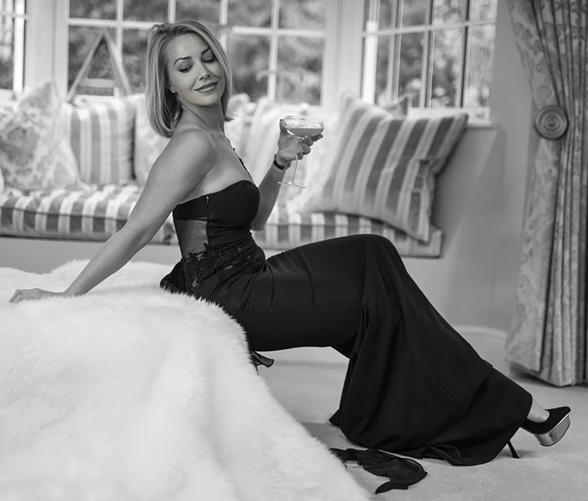 Female Celebrities Mostly Brits on Twitter "Laura Hamilton."