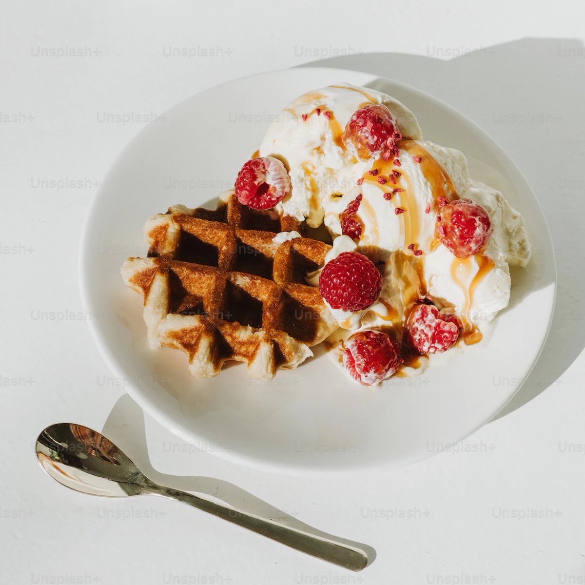 Start your day on a sweet note with our awesome spoons and 🍃 infused ice cream on top of waffles for breakfast! Check out this article that says it's actually a good idea: chapmans.ca/scoop/study-ic… #TastyTuesday #IceCreamForBreakfast #CannabisIceCream
