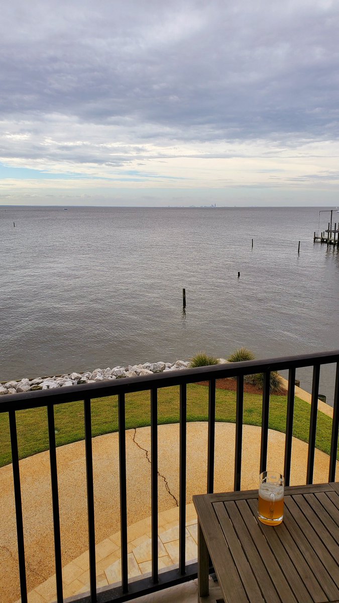 standardkev's tweet photo. #MobileBay #AlabamaSpring https://t.co/fEuNV4VVyr