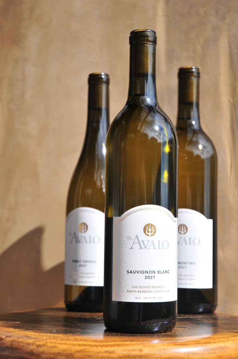 stavalowine's tweet photo. We love happy customer reviews!

⭐️⭐️⭐️⭐️⭐️ "Simply put, a very crisp and refreshing Sauvignon Blanc. Bright on the nose, well balanced and finishes with enough on the tongue to warrant repeat sips - definitely a summer staple." - Jason

👉 https://t.co/AaspOPzgNc https://t.co/2kB9kg2DPf