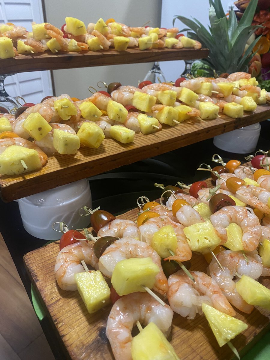 ChefChrisRajner's tweet image. I had a great time this week supporting the two new @TrilogyLiving  Campuses in WI, Sun Prairie and Waunakee Manor. It was a privilege to work with the new chefs and teach them about #TheTrilogyDifference