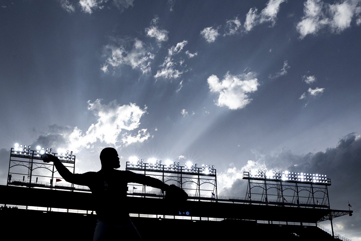 griffinpquinn's tweet image. Was gifted a baseball sky after a rain delay pushed back the start of last night’s game