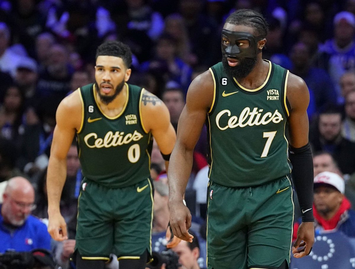 TheDunkCentral's tweet photo. Stephen A. Smith says Klay Thompson and Stephen Curry are the best duo in the NBA, not Jaylen Brown and Jayson Tatum 👀

(Via ESPN) https://t.co/s3dDZkcLLs