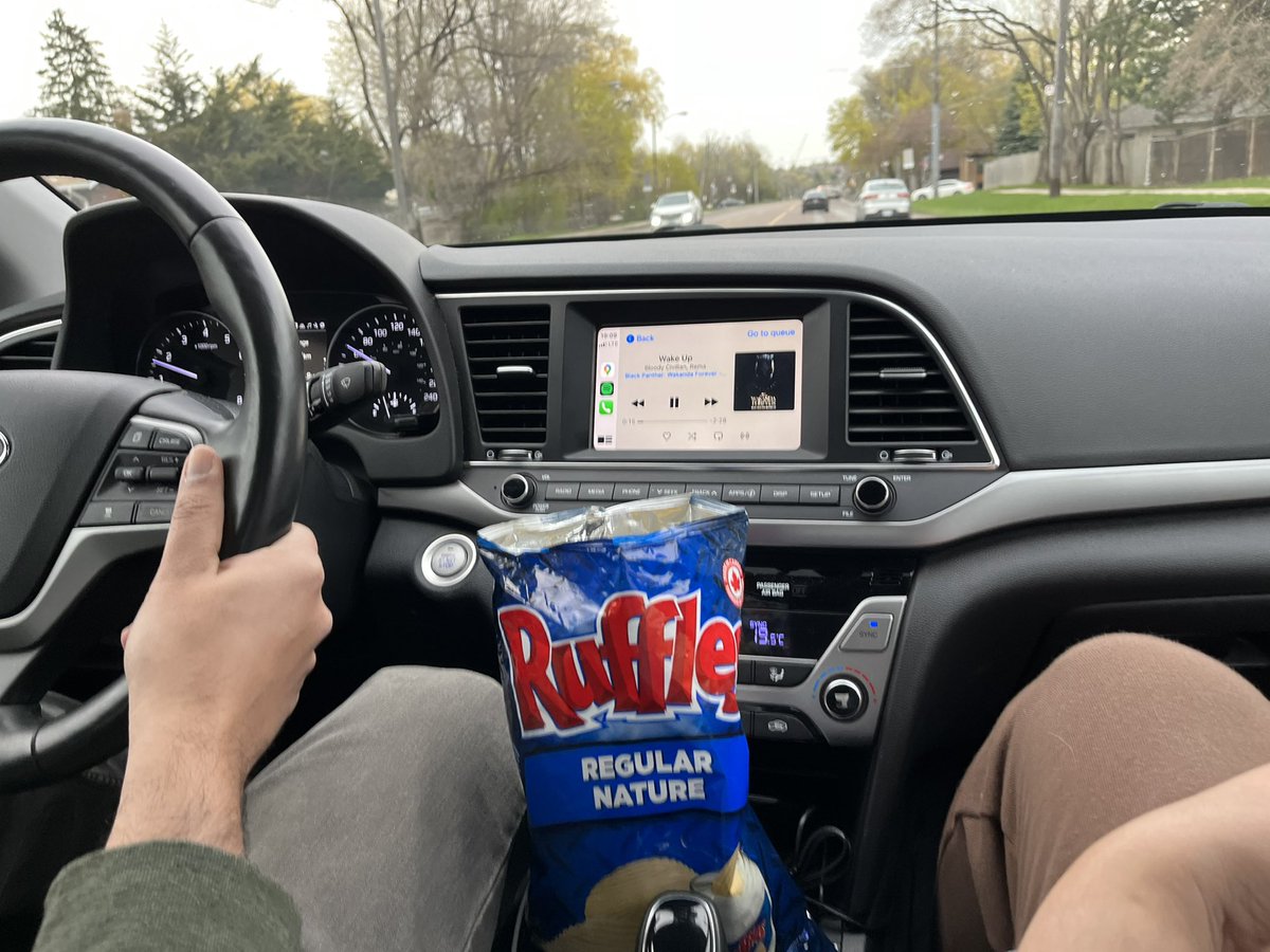 muvo25's tweet photo. No chip shortage in this car. @r0han https://t.co/orvS8CEcD4