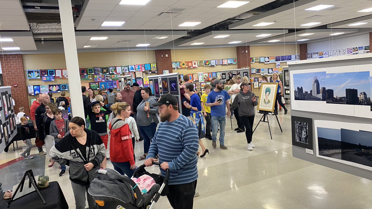 Amazing turnout for the Fine Art Fair! Join us tonight until 8pm or Saturday, 10am-2pm!