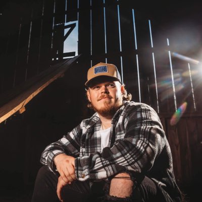 Chasewholton's tweet photo. #NewProfilePic https://t.co/UdS8OfltV1
