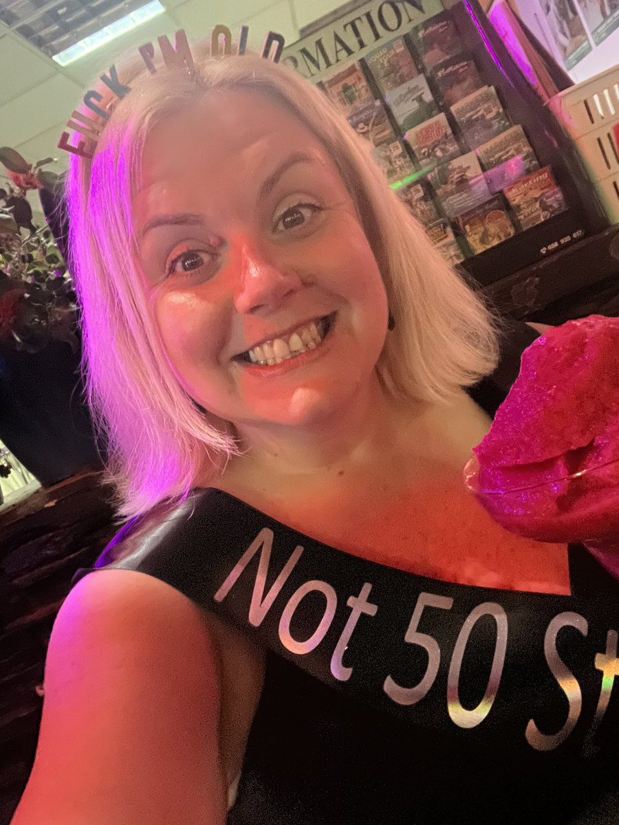 linzlewis15's tweet photo. A patch work of colours 😂 But the night is young and so am I 😂 #Not50 https://t.co/wh9w9xSrzU