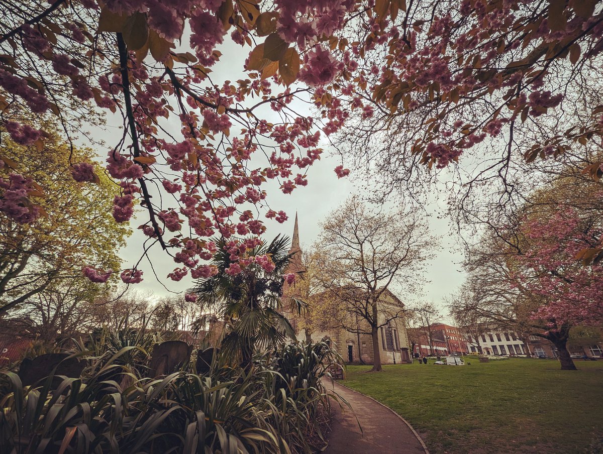 jonathanfox82's tweet photo. 2023 Day 111. St Paul's Square, Birmingham #Project365 https://t.co/EJkwAmu5BE