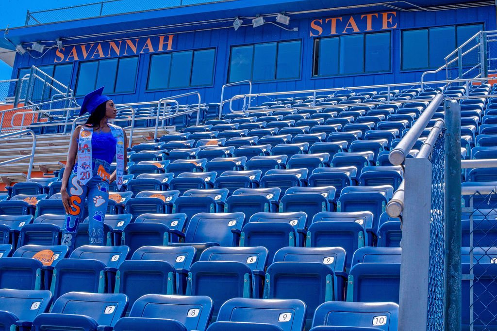 prettyyy_dee's tweet photo. Usually I don’t pop it …but this is something to ROAR about! 🎓🐅
.

.

.
On May 5, 2023, I will be graduating from 
THEE Illustrious Savannah State University with a Bachelor’s degree in Biology. The countdown begins…

#savannahstategrad #twoweeksaway
#BSBiology #HBCUGrad https://t.co/dogRx7c0Xz