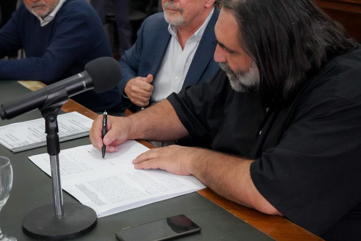 Roberto Baradel tweet media