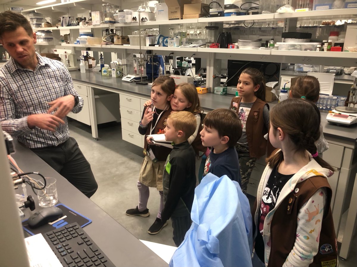 josephgoodwill's tweet photo. I had SO MUCH FUN during a recent @girlscouts visit to my lab. We did some serious science, too. Thanks @NSF #1440 for supporting this. cc: @GirlScoutsofSNE @uriSISlab https://t.co/6SZAfM9oJy