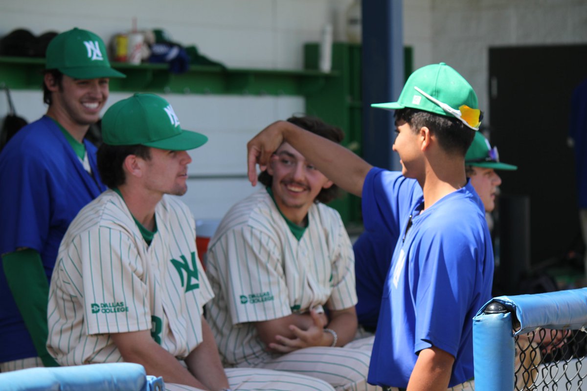 📸 <a href="/DCNL_Baseball/">North Lake Baseball</a> vs. No. 12 Dallas College Richland 

⚾️ northlakecollegeathletics.com/sports/bsb/202…

#NorthLakeBlazers | #BlazersBaseball