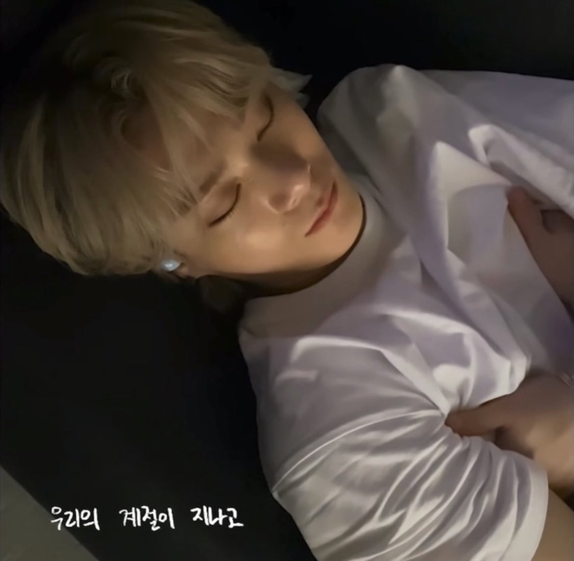 thinking about moonbin always tweet media