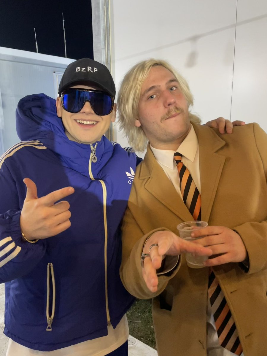 gaspipd's tweet image. puedo ser el papá tranquilamente lpm estoy arruinado jajsjwksj