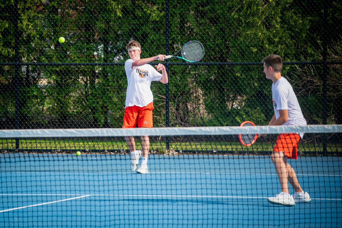 It was Prep 5, McDowell 0 in Region tennis. All matches were captured in straight sets. Jonah Ng, Gavin Ferretti and Aryan Noticewala won in singles. Cameron Grieshaber/James Casella and Colin Troutman/Ty Hulick were winners in doubles.