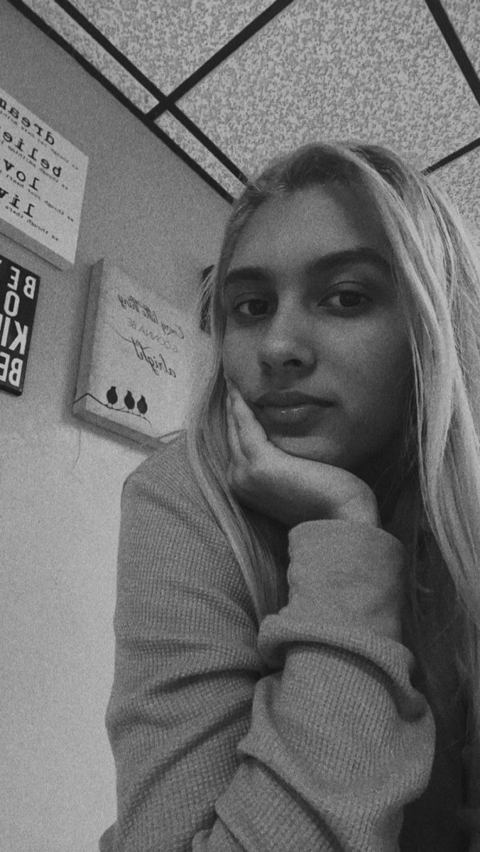 Nachelie_a's tweet photo. 🌼 https://t.co/6osvyp3MEx
